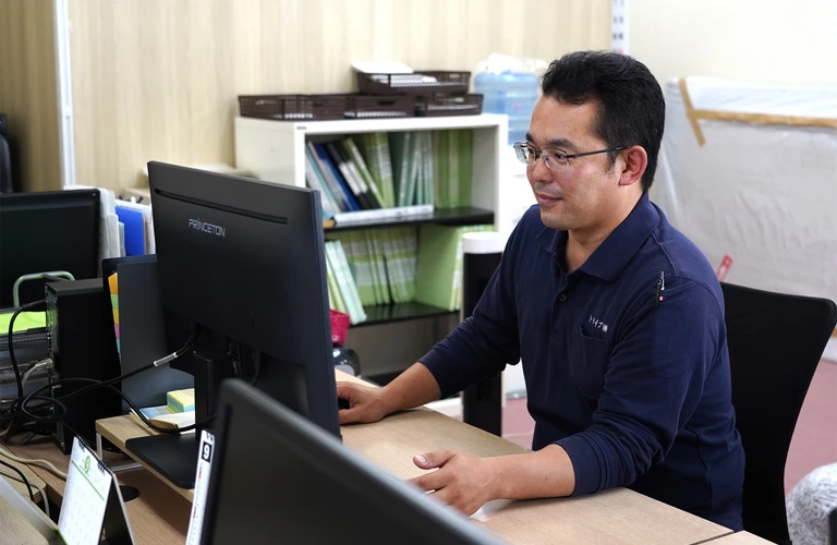 正社員スタッフの募集 | 摂津で運送の求人ならトライブ株式会社